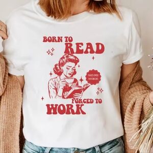 Graphic Born to Read T-Shirt
